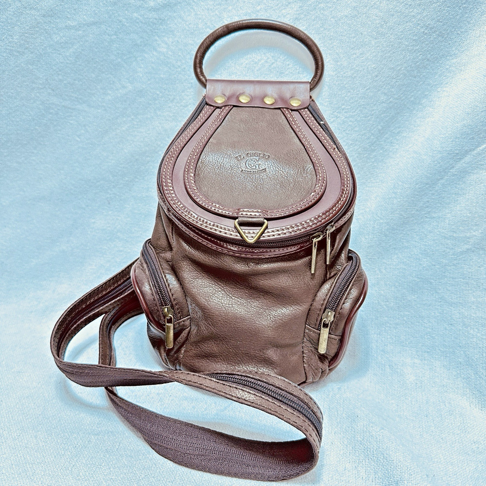 Elegant Brown Leather Crossbody Bag